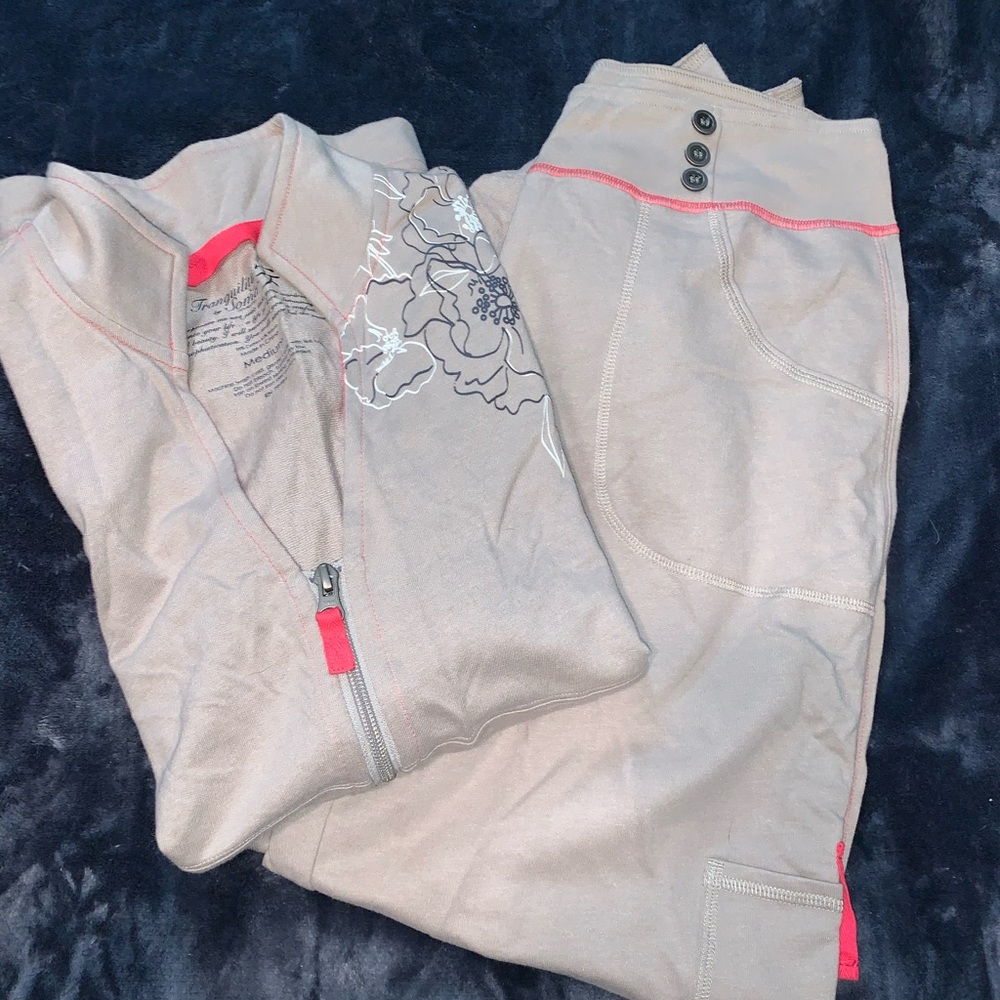 Brand new Tranquility by Soma brown Jogger suit